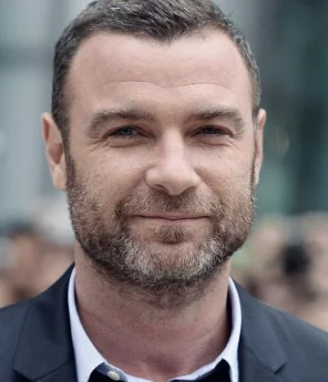 Лів Шрайбер