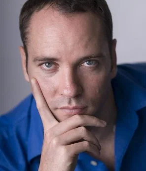 Мюррей Клайв Вокер
