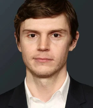 Еван Пітерс
