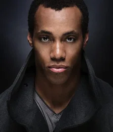 Аарон Тоні