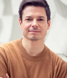 Марко Петрі