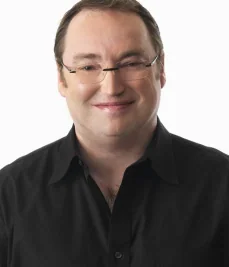 Саймон Дж. Сміт